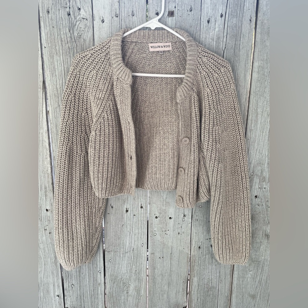 Like New Willow & Wind Cropped Sweater